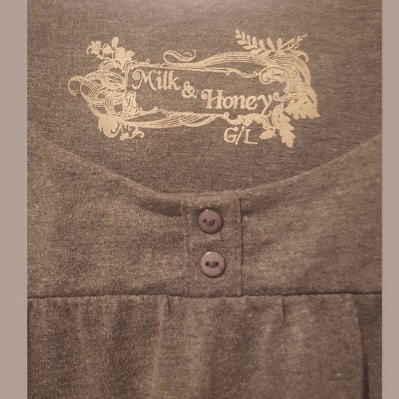 MILK & Honey Gray Dress size large - Picture 2 of 3